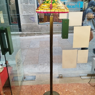 Pie de salón de cristal TIFFANY - Imagen 1